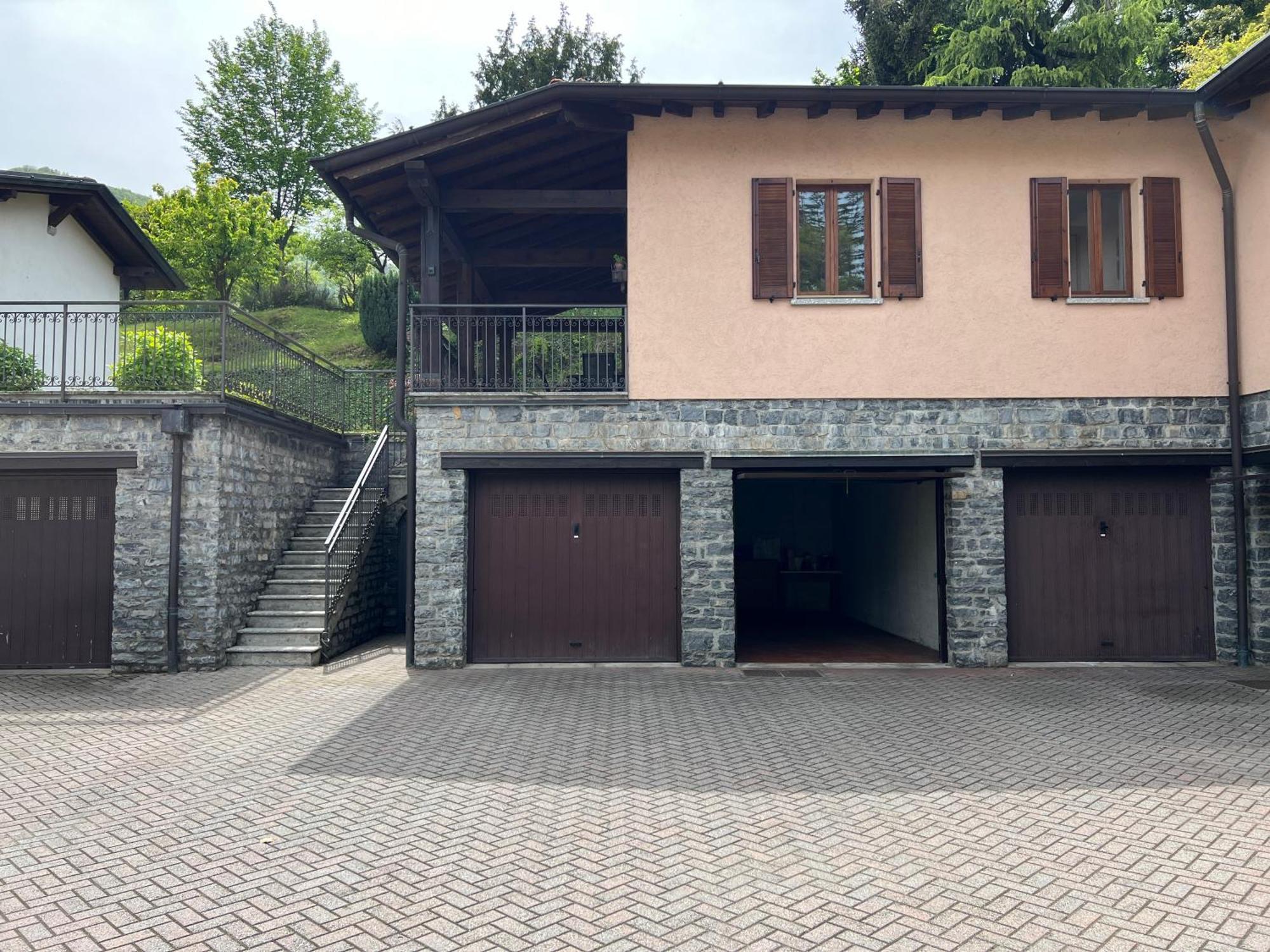 L'Acero Rosso - Giardino Privato E Box Auto Menaggio Exterior foto
